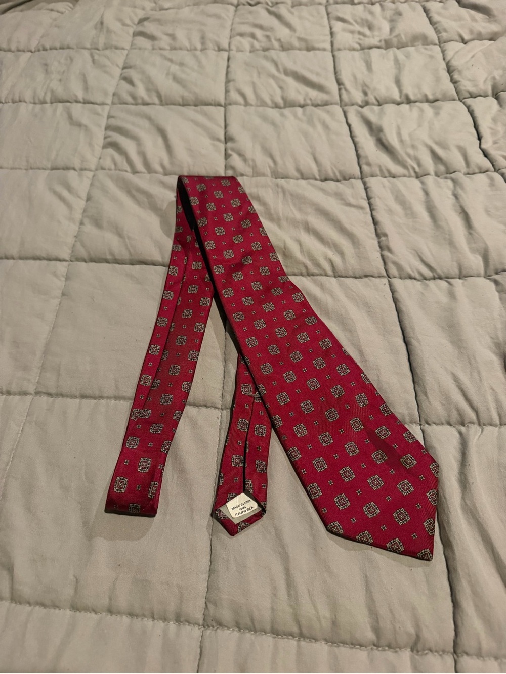 Men's Red Geometric Necktie